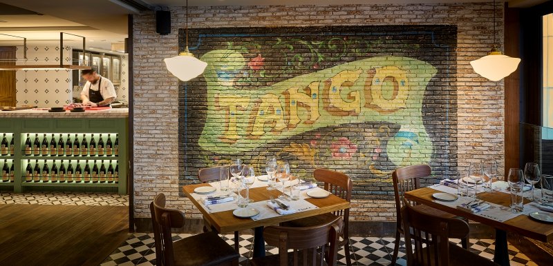 時間: 2024-01-08 04:07 AM 檔名: TANGO Interior - Private Dining Area 大小: 106.83 KB 尺寸: 800x386px