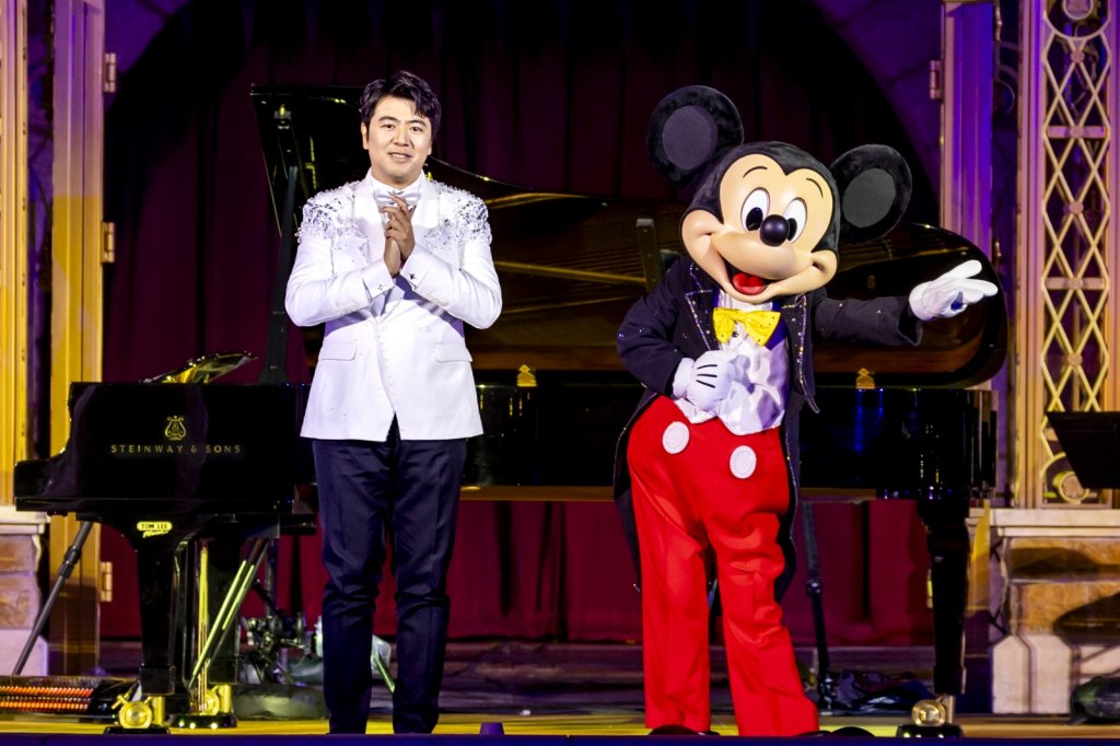 時間: 2024-01-29 10:22 AM 
檔名: HKDL_Disney Classic Live in Concert Presents Lang Lang_Event 
大小: 121.43 KB 
尺寸: 1024x682px