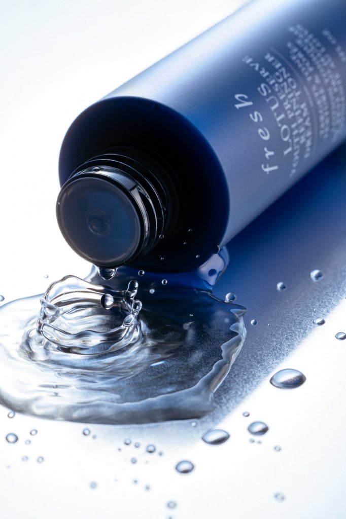 ɶ: 2025-03-17 11:00 PM 
ɦW: Fresh_Lotus Refining Toner_Still Life_V7 
jp: 78.32 KB 
ؤo: 682x1024px