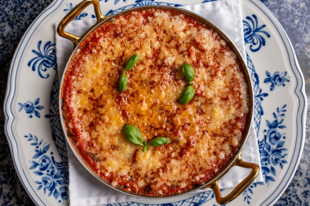 時間: 2025-05-25 04:30 AM
檔名: Low-res Casa Sophia Loren Brunch Main - Aubergine parmigiana
大小: 194.93 KB
尺寸: 1024x683px